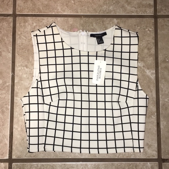 Forever 21 Tops - NWT f21 crop tank L